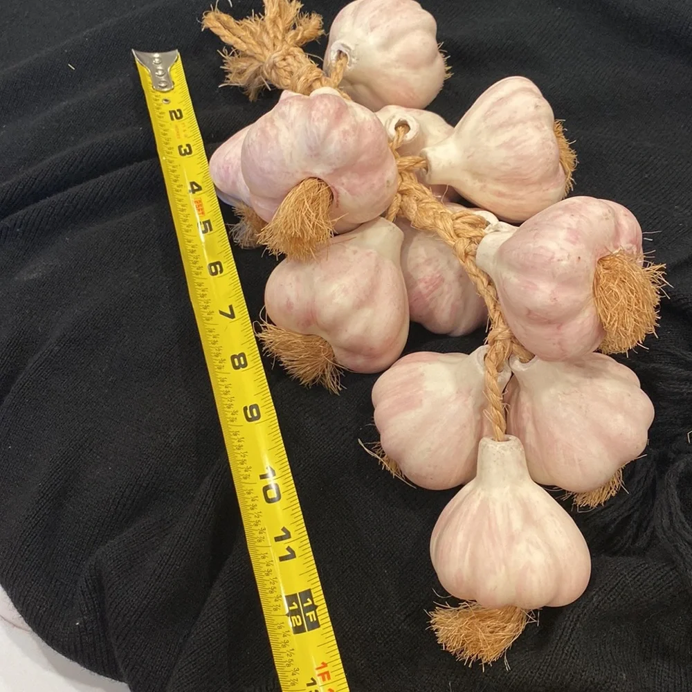 NOVICA 12 Garlic Bunch Ceramic decorative accent